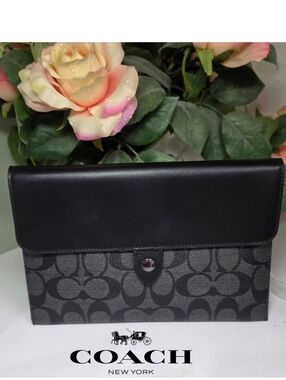 Coach Black & Charcoal Signature Envelope Clutch SMALL TABLET CASE 👀 Mini Ipad